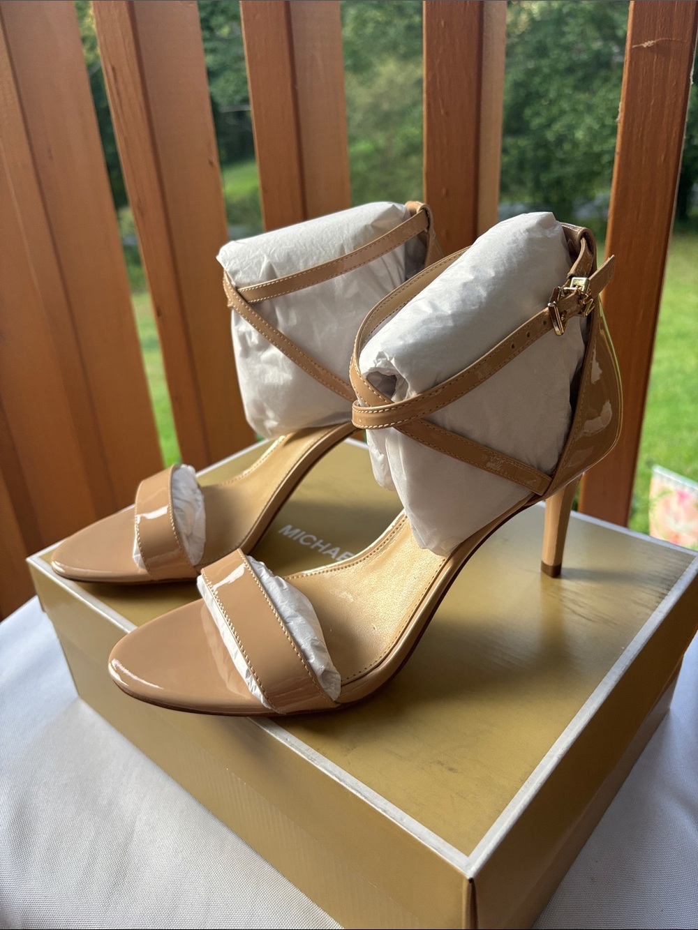 Michael Kors Ava Mid Sandal Tan Patent Leather Ankle-Strap Stilettos Size 8